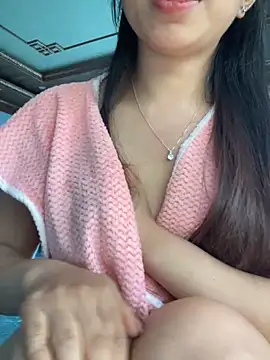 Mayly lucky2 online show from May 21, 2026, 10:12 am