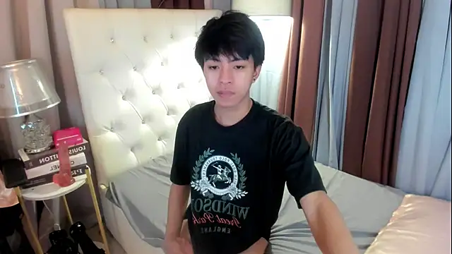 davincihugecock online show from June 29, 2026, 5:34 pm