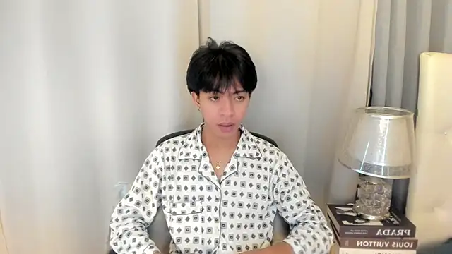 davincihugecock online show from August 3, 2026, 9:20 pm