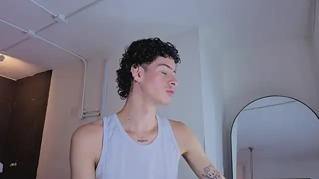 nova salvatore online show from March 6, 2026, 3:45 am