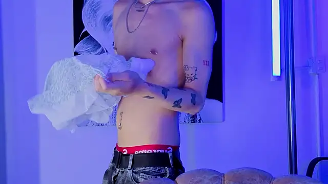 nova salvatore online show from March 27, 2026, 3:04 am