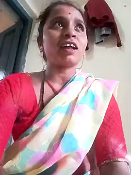 Snapshot of Hirdesh_sahu chatting on June 25, 2026, 5:45 am Hirdesh sahu online show from June 25, 2026, 5:45 am