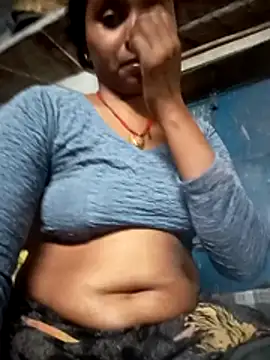 Snapshot of Hirdesh_sahu chatting on June 23, 2026, 5:00 pm Hirdesh sahu online show from June 23, 2026, 5:00 pm