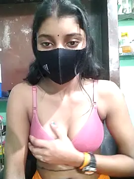 Snapshot of Erotic-Girl chatting on February 25, 2026, 12:44 am Erotic-Girl online show from February 25, 2026, 12:44 am