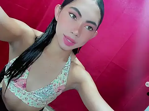 Massivecockfiona online show from March 6, 2026, 5:24 am