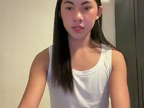 Massivecockfiona online show from July 27, 2026, 10:11 am