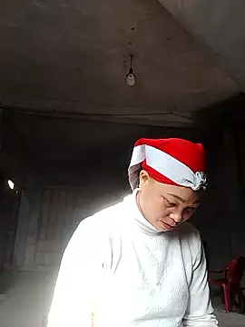 Snapshot of miray- chatting on January 13, 2026, 7:34 am miray- online show from January 13, 2026, 7:34 am