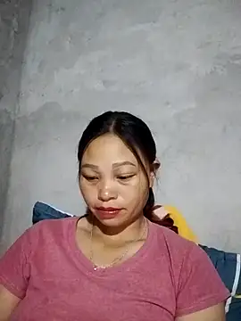 Snapshot of miray- chatting on May 19, 2026, 3:41 pm miray- online show from May 19, 2026, 3:41 pm