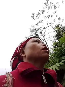 Snapshot of miray- chatting on January 11, 2026, 1:01 am miray- online show from January 11, 2026, 1:01 am