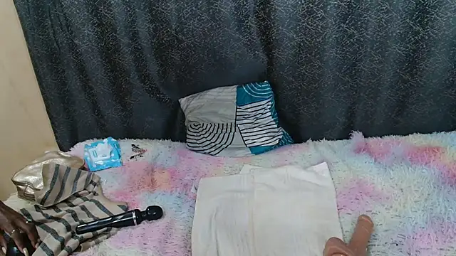 Amanda April online show from March 8, 2026, 2:04 am