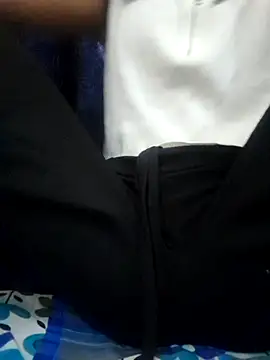 Hoty 132 online show from January 10, 2026, 4:52 am