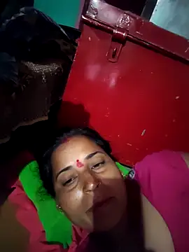 Snapshot of Reena_lodha chatting on February 24, 2026, 12:44 am Reena lodha online show from February 24, 2026, 12:44 am