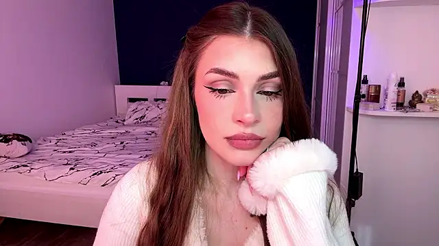 MachelleSpader online show from March 27, 2026, 11:00 am