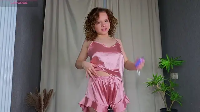 mymonique online show from March 20, 2026, 8:32 pm