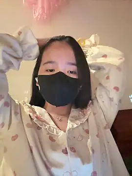 Snapshot of Gwen879 chatting on February 8, 2026, 8:01 am Gwen879 online show from February 8, 2026, 8:01 am