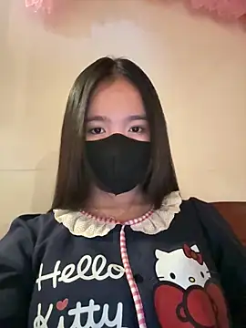 Snapshot of Gwen879 chatting on February 6, 2026, 1:18 pm Gwen879 online show from February 6, 2026, 1:18 pm