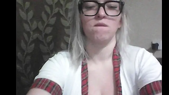 Dolce Tempt online show from February 3, 2026, 8:03 pm