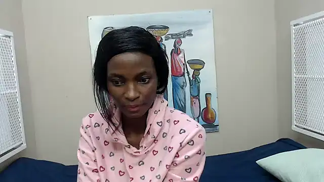 Snapshot of TallDivaNoir chatting on April 24, 2026, 1:18 am TallDivaNoir online show from April 24, 2026, 1:18 am