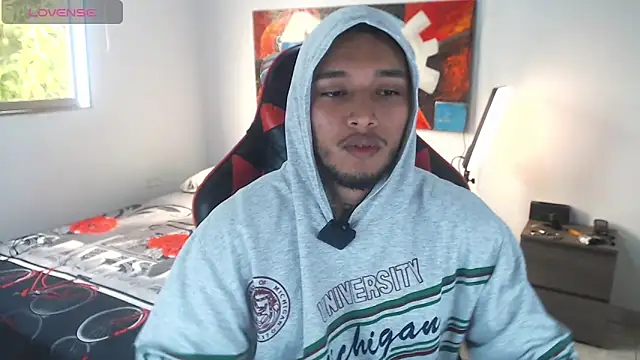 Snapshot of EvanVelvet chatting on February 26, 2026, 1:44 pm EvanVelvet online show from February 26, 2026, 1:44 pm