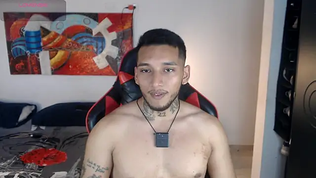 Snapshot of EvanVelvet chatting on February 20, 2026, 11:06 pm EvanVelvet online show from February 20, 2026, 11:06 pm