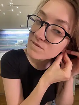 Persephone Kore online show from June 21, 2026, 6:03 pm