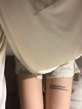 Linaa sexxy online show from April 14, 2026, 4:34 pm