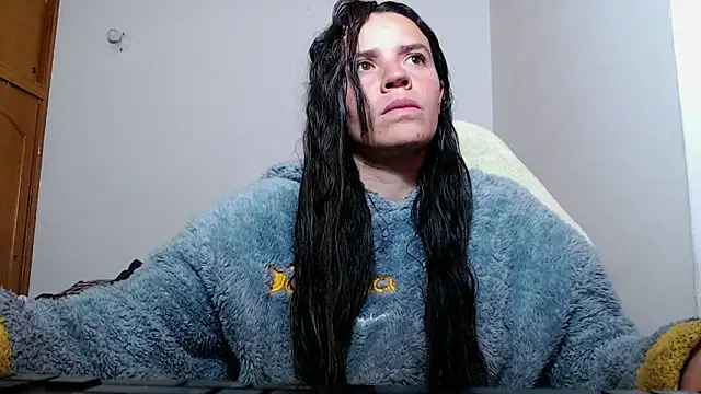 Shanel Lozano online show from March 30, 2026, 10:44 pm