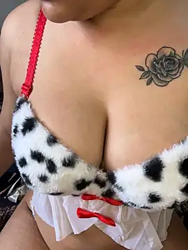 HotNeha08 online show from February 3, 2026, 6:33 am