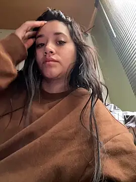 Veronica Wins  online show from February 7, 2026, 12:13 pm