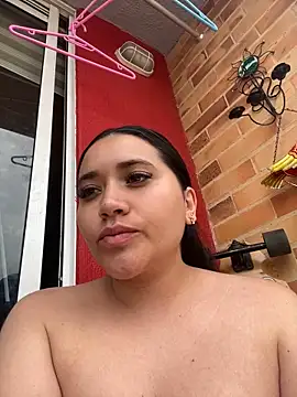 Veronica Wins  online show from March 17, 2026, 7:17 pm