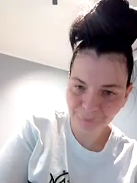 Snapshot of roksa2026 chatting on July 10, 2026, 9:09 am roksa2026 online show from July 10, 2026, 9:09 am