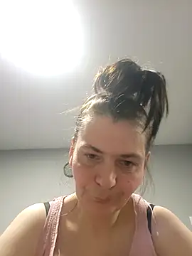 roksa2026 online show from April 3, 2026, 7:42 pm