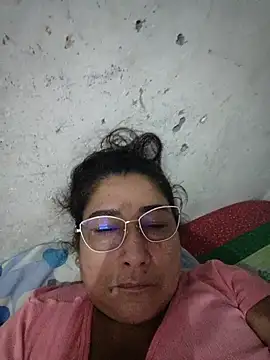 PatriciaGrajales online show from April 15, 2026, 3:34 am