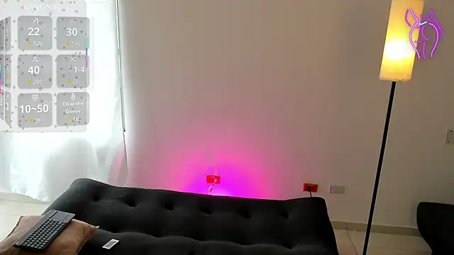 Snapshot of ErisEva chatting on February 4, 2026, 8:26 pm ErisEva online show from February 4, 2026, 8:26 pm