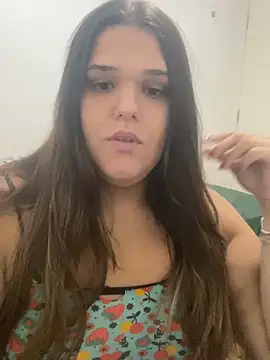 jadezinhasafada online show from February 3, 2026, 1:16 am