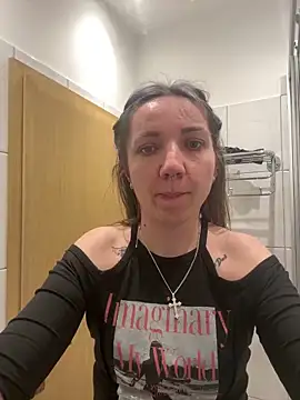 Marina und Jayden online show from March 21, 2026, 8:35 pm