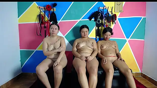 BdsmFlakaxtrem4 online show from January 9, 2026, 7:10 pm