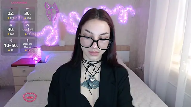 Snapshot of TianaHot777 chatting on February 12, 2026, 12:38 pm TianaHot777 online show from February 12, 2026, 12:38 pm