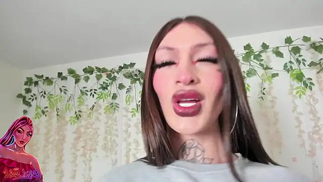 lizz lunna online show from April 10, 2026, 12:06 am