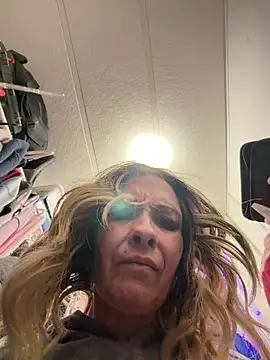 Karmab69 online show from February 20, 2026, 5:15 am