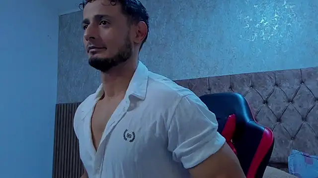 Adonys Lewis  online show from February 15, 2026, 4:57 am