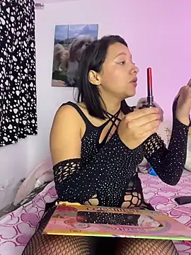 Carita traviesa4 online show from April 3, 2026, 3:02 am