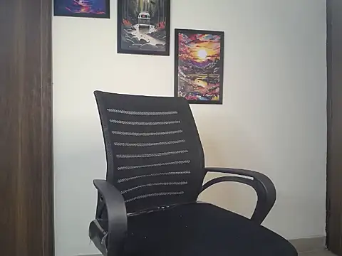 Devil lily7 online show from February 3, 2026, 6:00 am