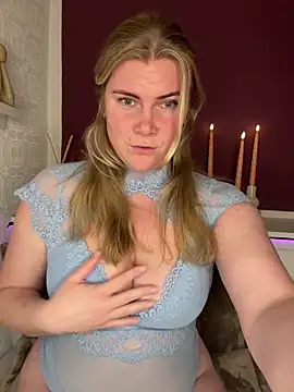 SexyBlondJoanna online show from January 31, 2026, 7:12 pm