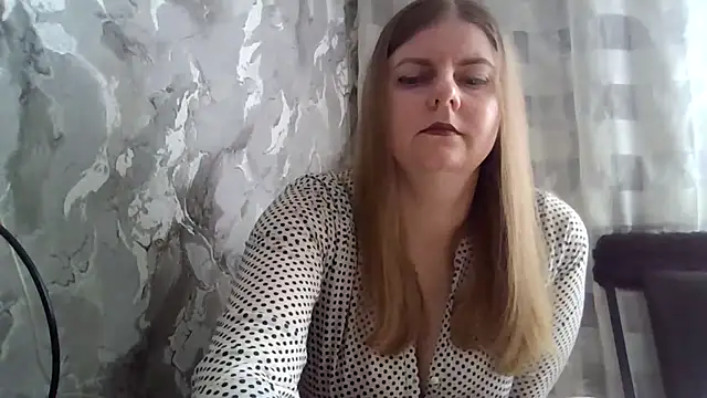 DarkRose0104 online show from March 15, 2026, 9:38 am