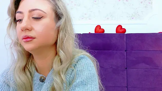 EvelinHill online show from March 2, 2026, 4:57 am