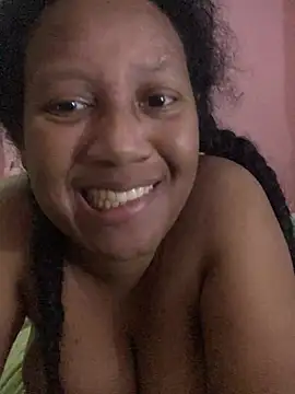 Snapshot of Eirondra_valeen chatting on June 26, 2026, 3:45 am Eirondra valeen online show from June 26, 2026, 3:45 am