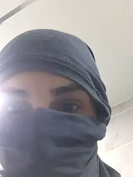 Snapshot of eyelessmage_ chatting on March 4, 2026, 6:48 pm eyelessmage online show from March 4, 2026, 6:48 pm