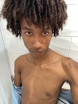 Snapshot of twink_gabrielll chatting on April 18, 2026, 6:21 pm twink gabrielll online show from April 18, 2026, 6:21 pm