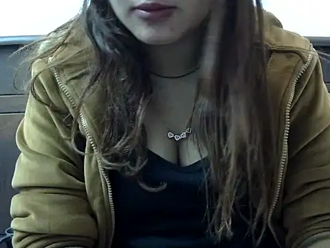 Snapshot of AngelAnaya018 chatting on February 10, 2026, 3:22 pm AngelAnaya018 online show from February 10, 2026, 3:22 pm